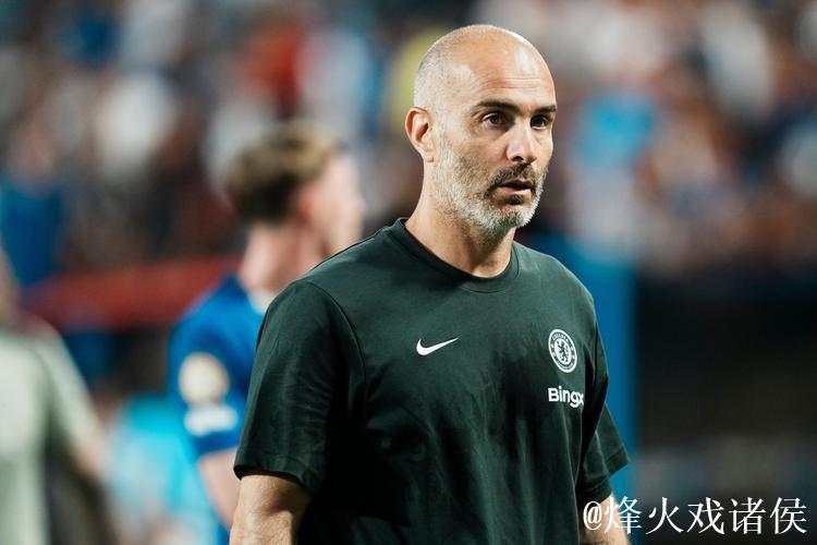 马雷斯卡质疑高层决策,卡拉格认为他下赛季难留蓝军 马雷斯卡质疑高层决策,卡拉格认为他下赛季难留蓝军