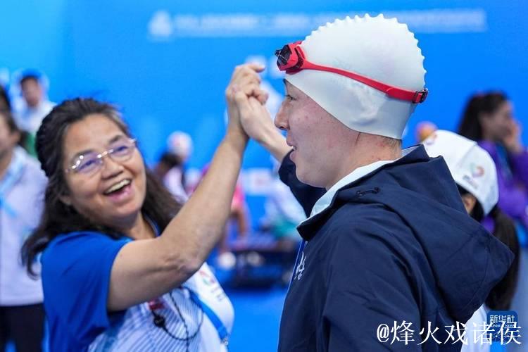 孙宇亮：自信闪耀特奥游泳赛场的少年